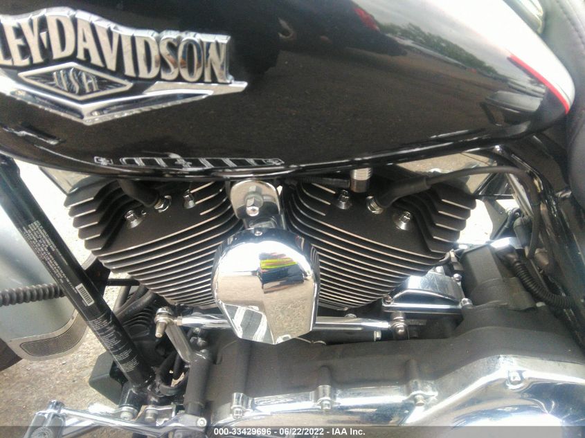 2015 HARLEY-DAVIDSON FLHR ROAD KING 1HD1FBM19FB649566