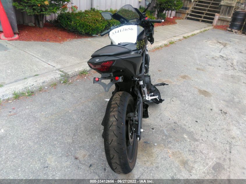 2021 YAMAHA YZFR3 A MH3RH18Y3MK007956