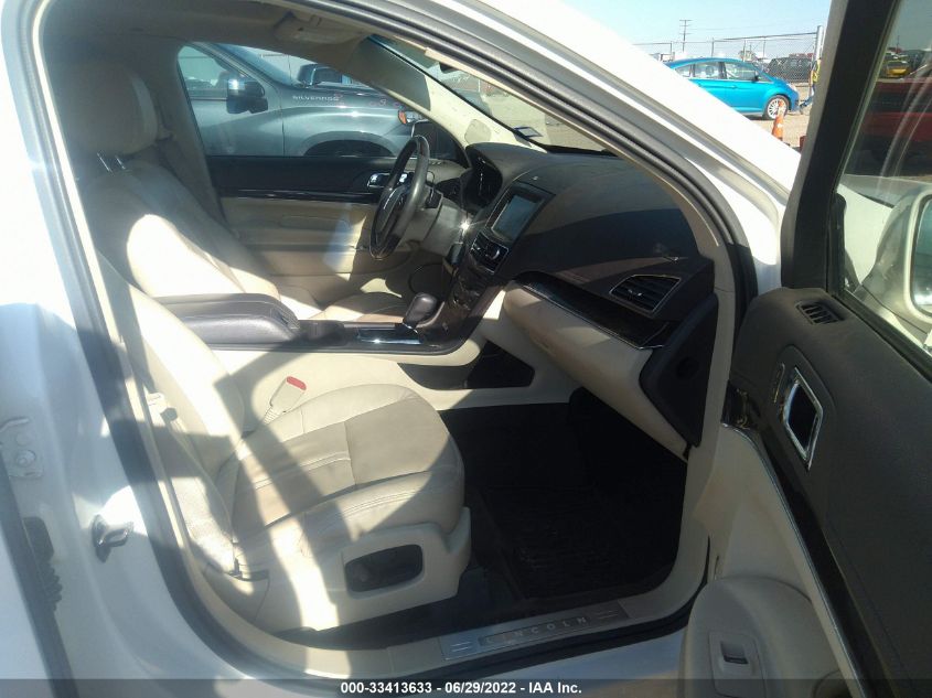 2013 LINCOLN MKT ECOBOOST 2LMHJ5AT1DBL52157