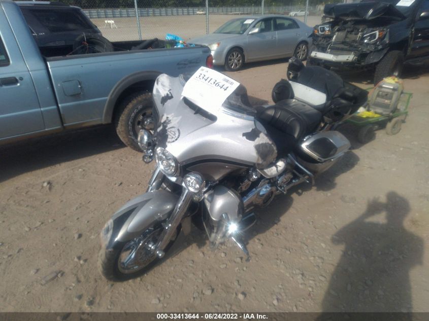 2017 HARLEY-DAVIDSON FLHTKSE CVO LIMITED 1HD1TEF1XHB961728
