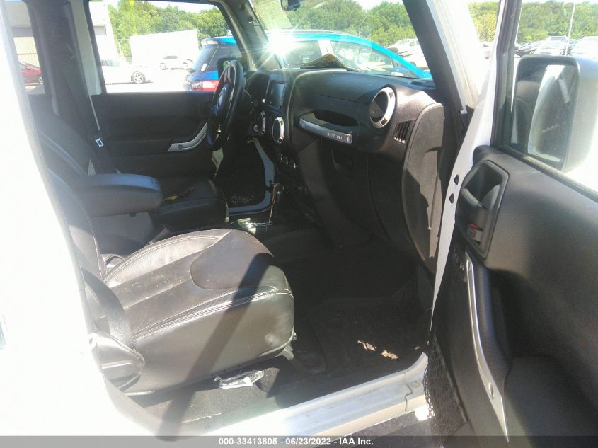 2015 JEEP WRANGLER UNLIMITED SAHARA 1C4HJWEG2FL523598