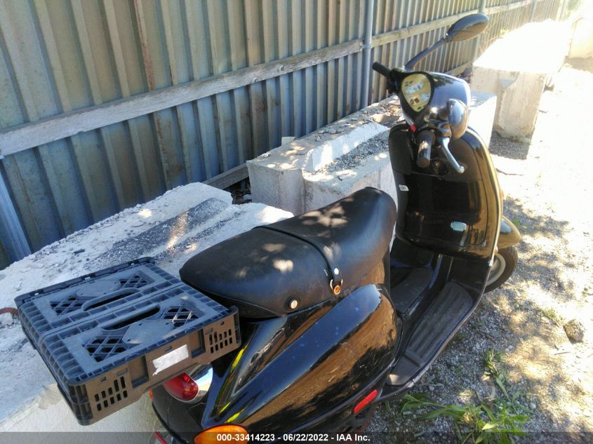 2001 VESPA M198F ZAPM198F015003382