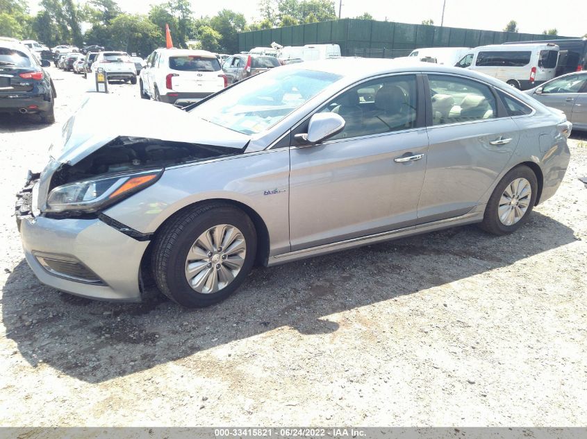 2016 HYUNDAI SONATA HYBRID SE KMHE24L12GA037403