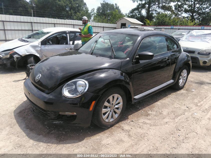 2014 VOLKSWAGEN BEETLE COUPE 2.5L ENTRY 3VWFP7AT4EM625445