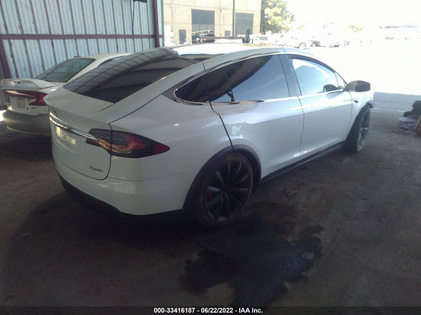 2017 TESLA MODEL X P100D 5YJXCBE43HF040938
