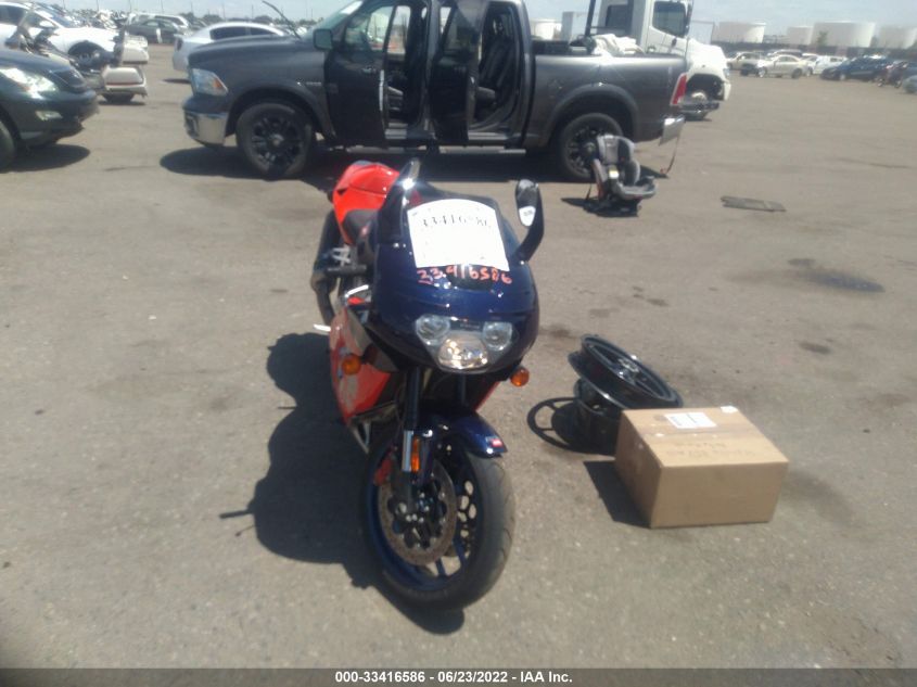 2000 APRILIA RSV MILLE ZD4MEE004YS000166