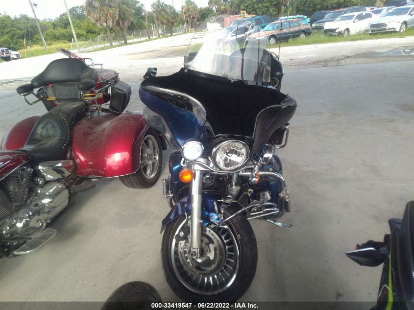 2010 HARLEY-DAVIDSON FLHTK 1HD1KEM17AB674701