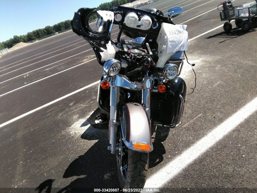 2016 HARLEY-DAVIDSON FLHTKL ULTRA LIMITED LOW 1HD1KKL14GB624704