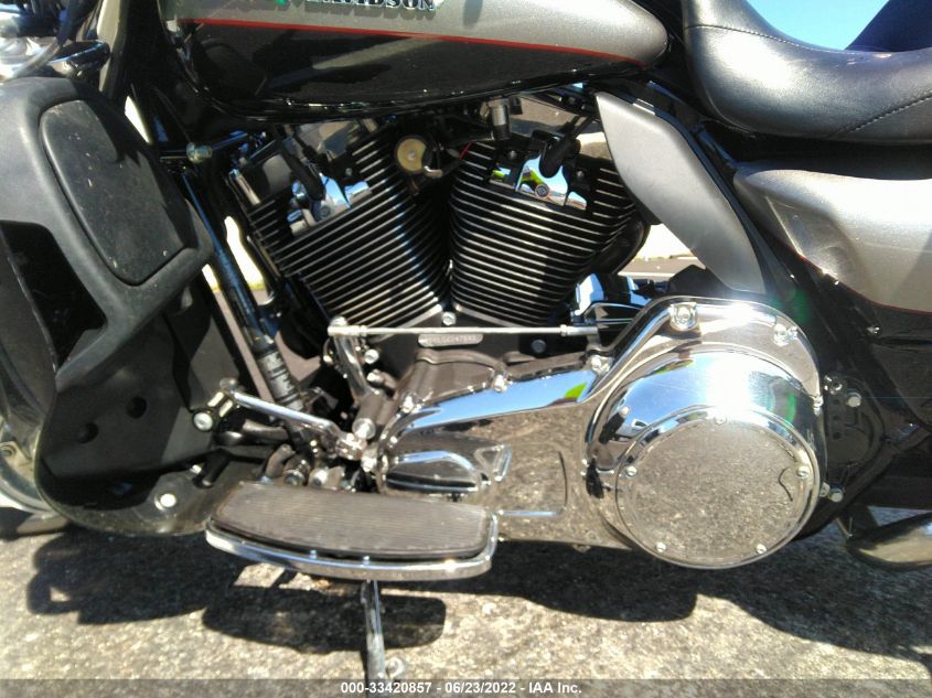 2016 HARLEY-DAVIDSON FLHTKL ULTRA LIMITED LOW 1HD1KKL14GB624704