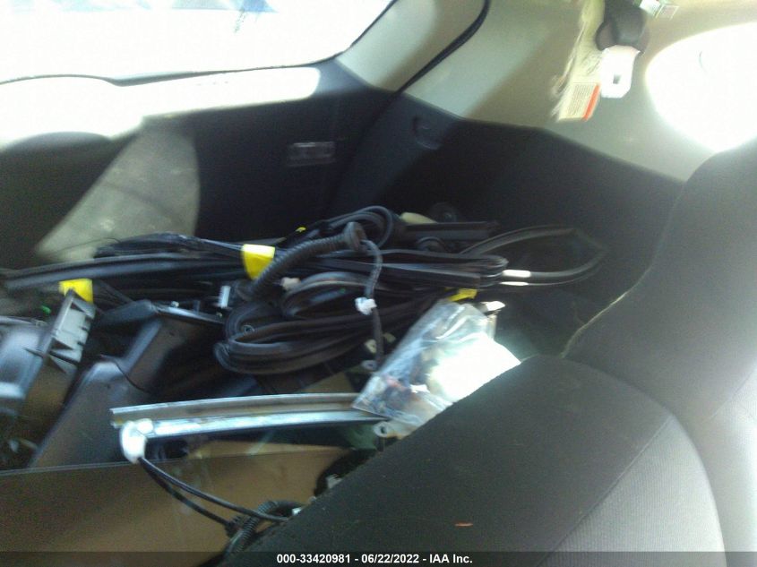 2015 NISSAN ROGUE SELECT S JN8AS5MT0FW669119