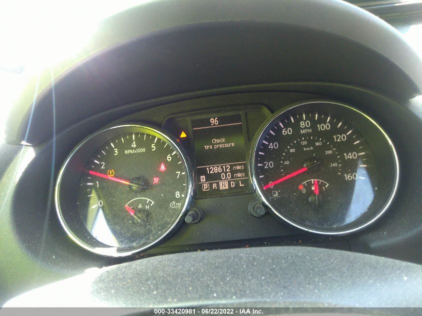 2015 NISSAN ROGUE SELECT S JN8AS5MT0FW669119