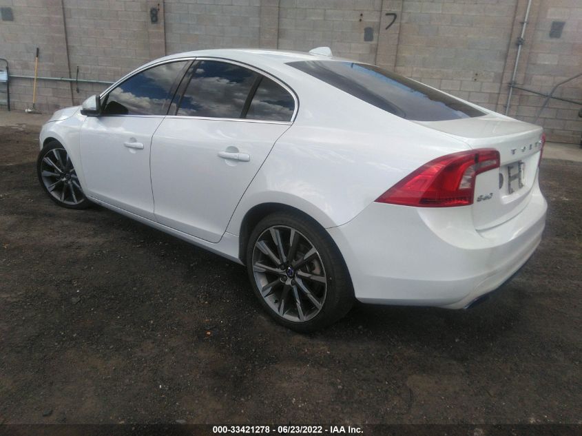 2015 VOLVO S60 T5 DRIVE-E PREMIER YV126MFK0F1369459