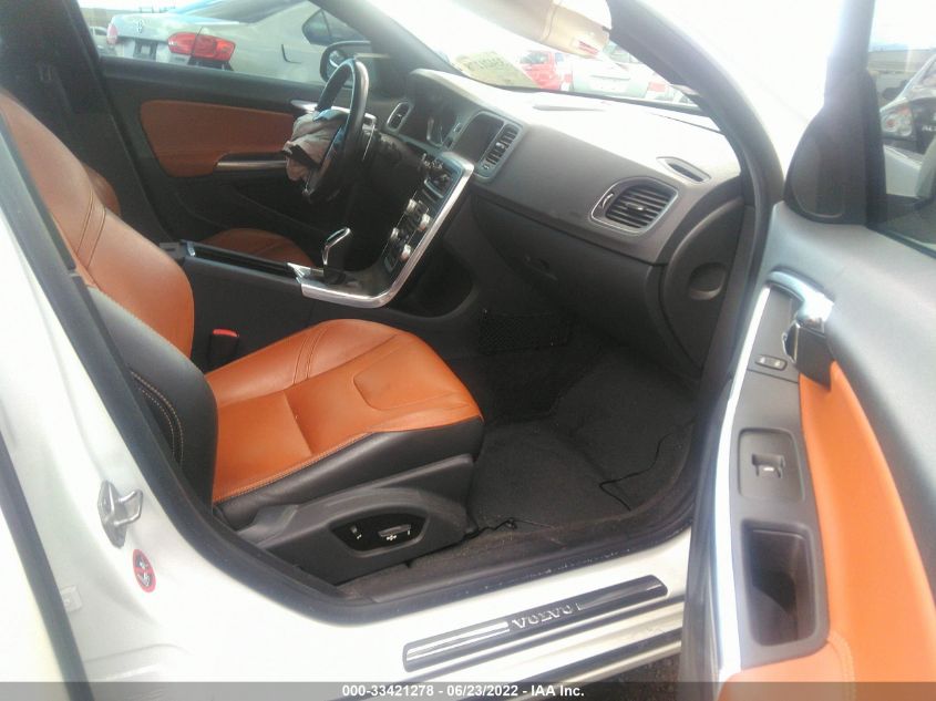 2015 VOLVO S60 T5 DRIVE-E PREMIER YV126MFK0F1369459