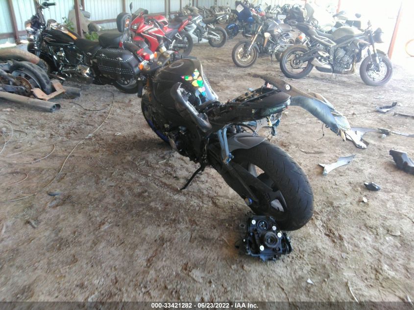 2011 SUZUKI GSX750 JS1GR7MA8B2102292