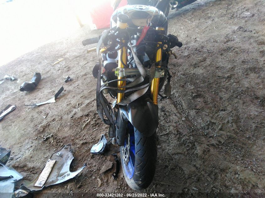 2011 SUZUKI GSX750 JS1GR7MA8B2102292