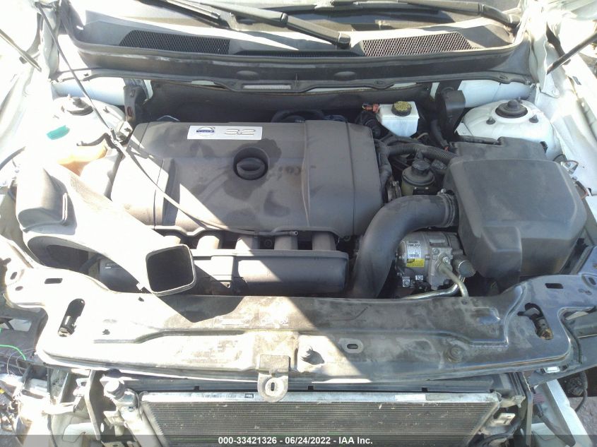 2013 VOLVO XC90 R-DESIGN YV4952CF2D1639255
