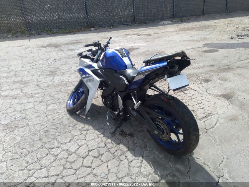 2015 YAMAHA YZFR3 MH3RH06Y2FK004319