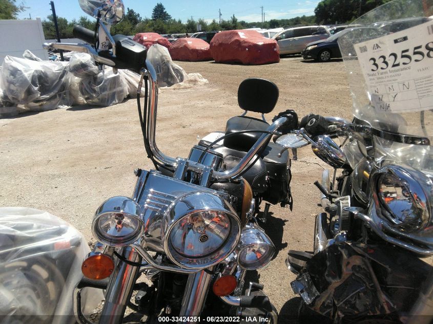 2017 HARLEY-DAVIDSON FLSTC HERITAGE SOFTAIL CLASSIC 1HD1BWV17HB032364