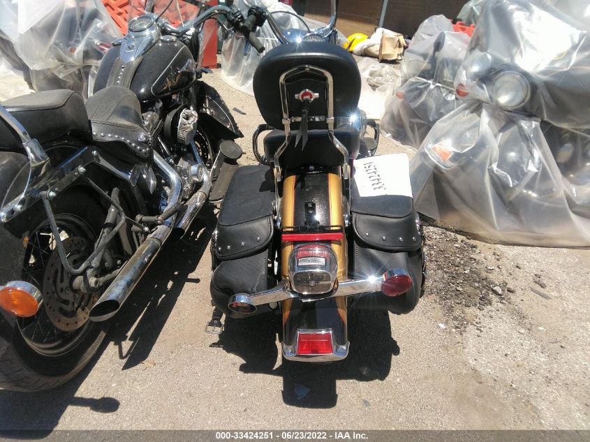 2017 HARLEY-DAVIDSON FLSTC HERITAGE SOFTAIL CLASSIC 1HD1BWV17HB032364