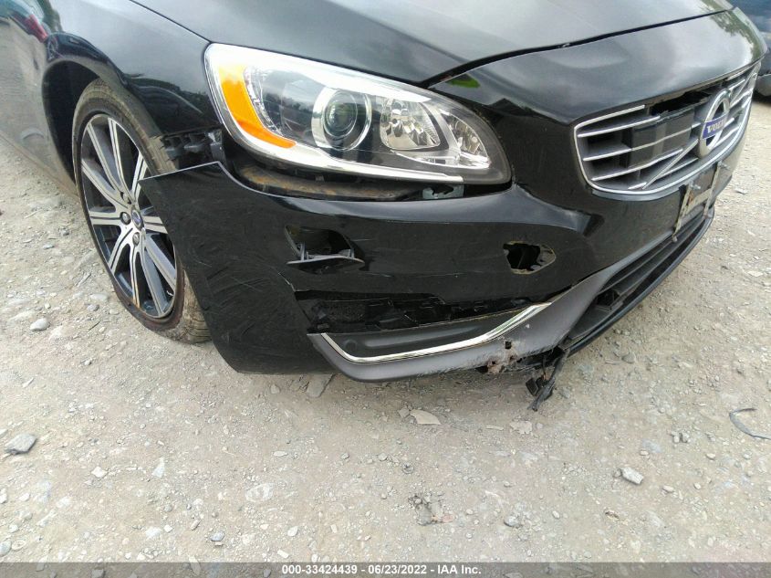 2016 VOLVO S60 INSCRIPTION T5 PLATINUM LYV612TM9GB094636