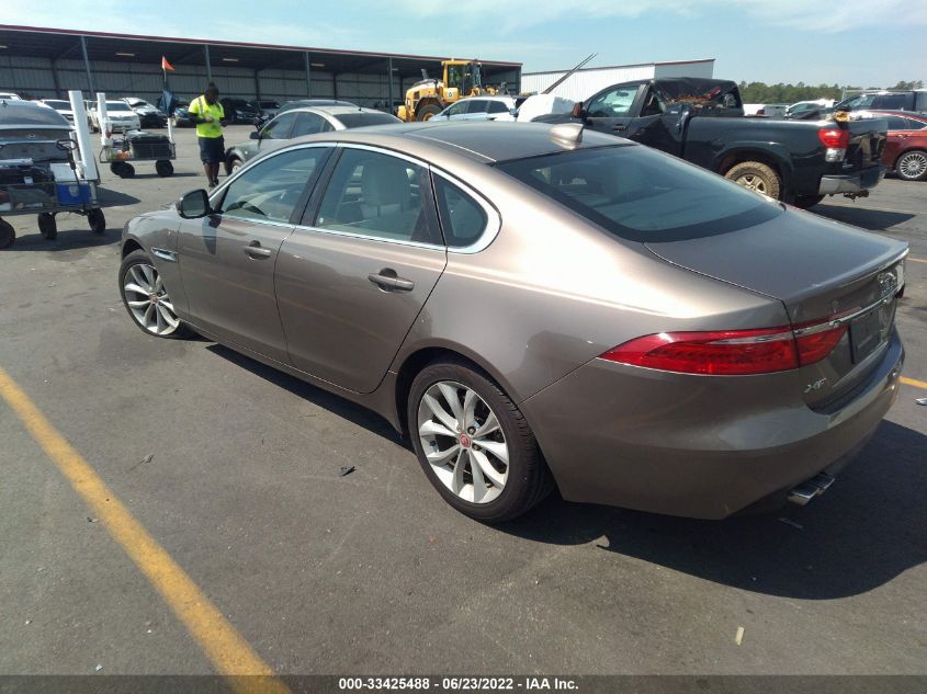 2017 JAGUAR XF 20D PREMIUM SAJBD4BN4HCY44017