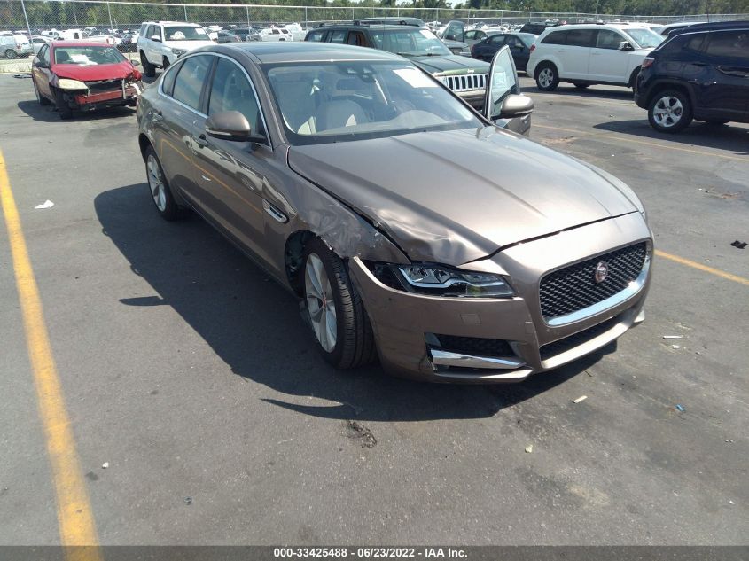 2017 JAGUAR XF 20D PREMIUM SAJBD4BN4HCY44017