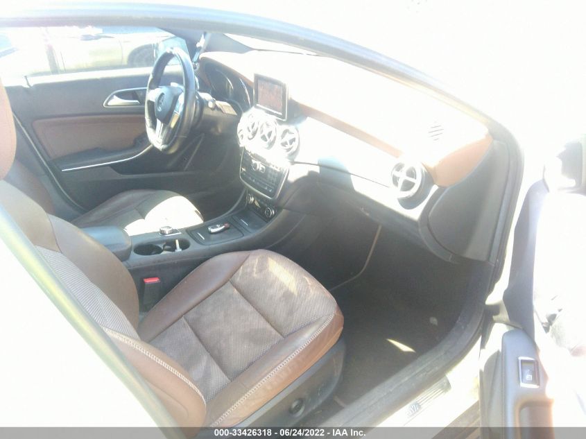 2015 MERCEDES-BENZ GLA-CLASS GLA 250 WDCTG4GB0FJ037361