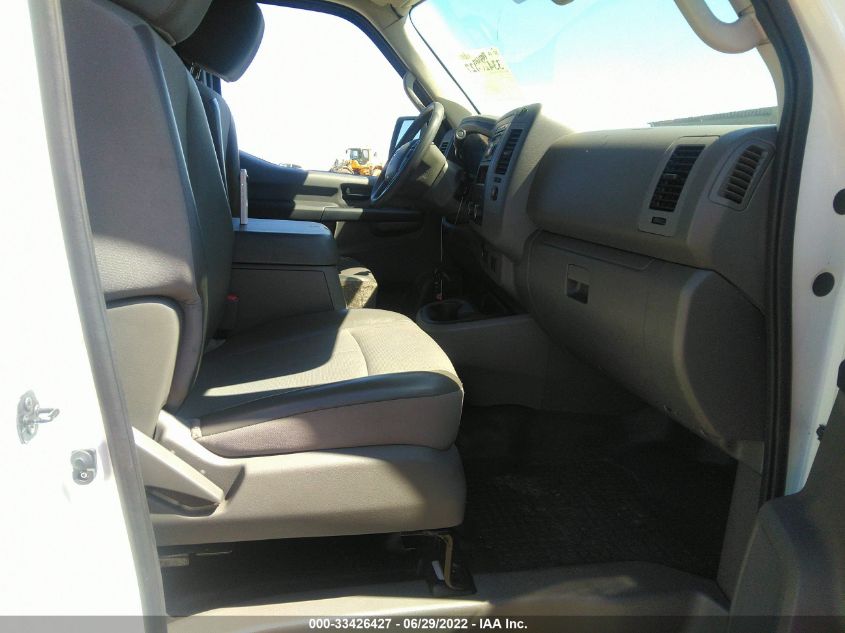 2015 NISSAN NV SV 1N6BF0LX9FN807626