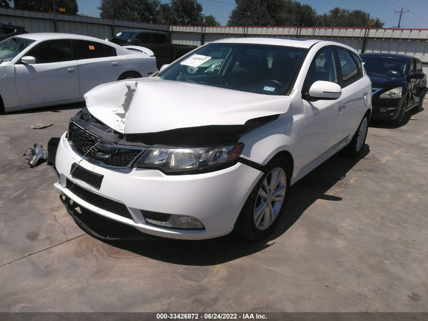 2013 KIA FORTE 5-DOOR SX KNAFW5A37D5685344
