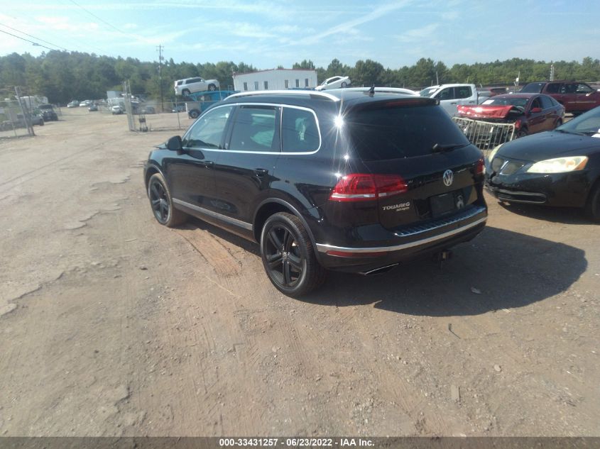 2017 VOLKSWAGEN TOUAREG WOLFSBURG EDITION WVGRF7BP3HD004827