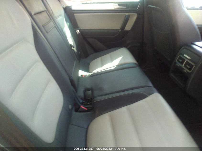 2017 VOLKSWAGEN TOUAREG WOLFSBURG EDITION WVGRF7BP3HD004827