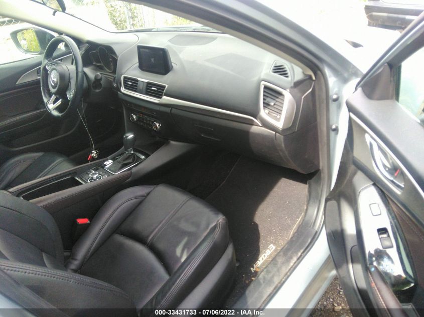 2018 MAZDA MAZDA3 4-DOOR TOURING 3MZBN1V3XJM173913