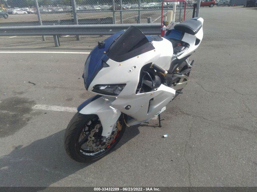 2004 HONDA CBR600 RR JH2PC37094M100858