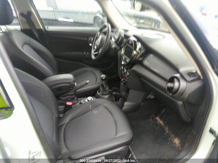 2021 MINI HARDTOP 4 DOOR COOPER - WMWXU7C05M2N21990