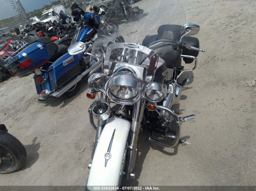 2010 HARLEY-DAVIDSON FLSTN 1HD1JD518AB041524