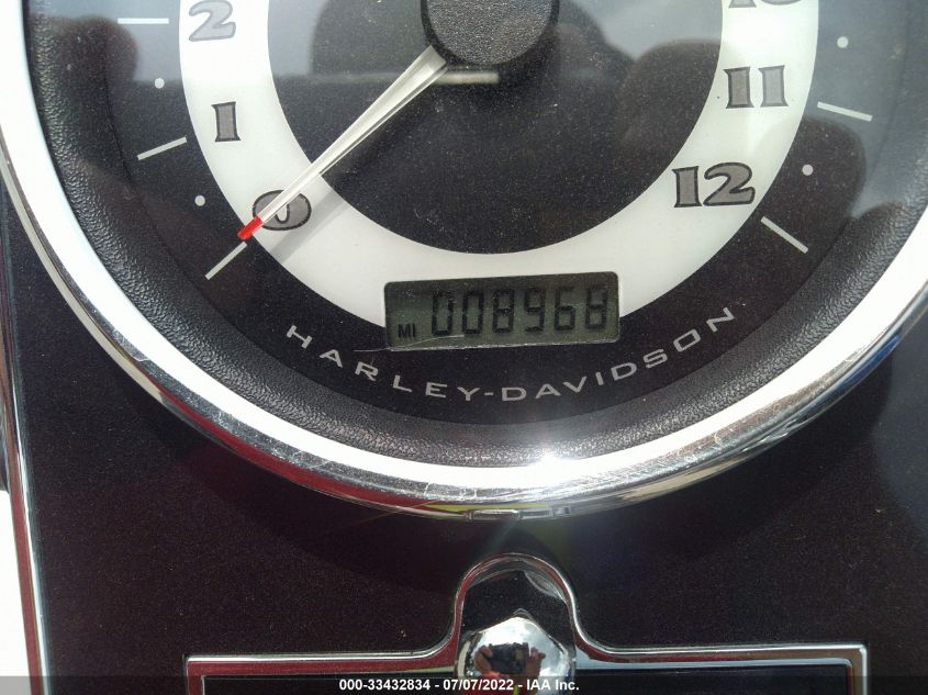 2010 HARLEY-DAVIDSON FLSTN 1HD1JD518AB041524
