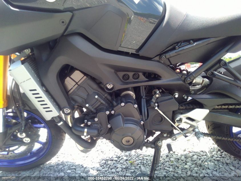 2014 YAMAHA FZ09 JYARN33E1EA003990