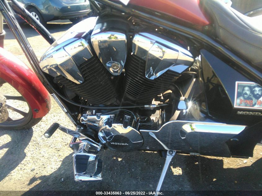 2018 HONDA VT1300 CX JH2SC614XJK300016