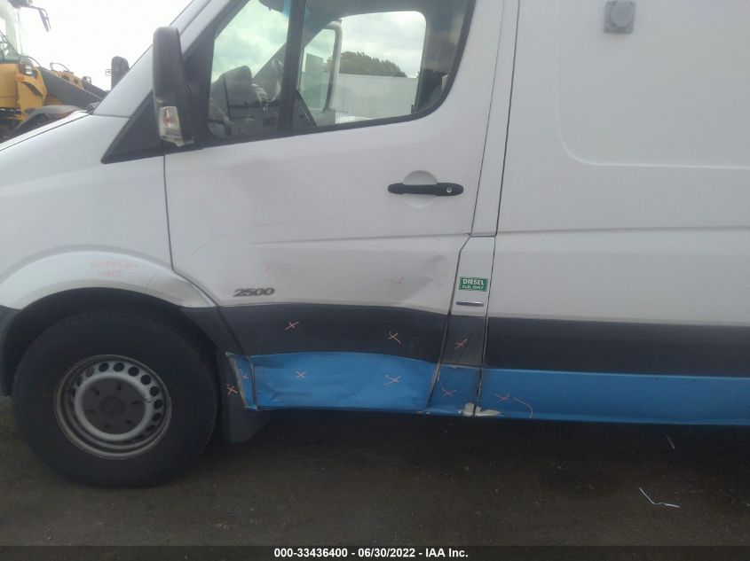 2013 MERCEDES-BENZ SPRINTER CARGO VANS WD3PE7CC5D5725756