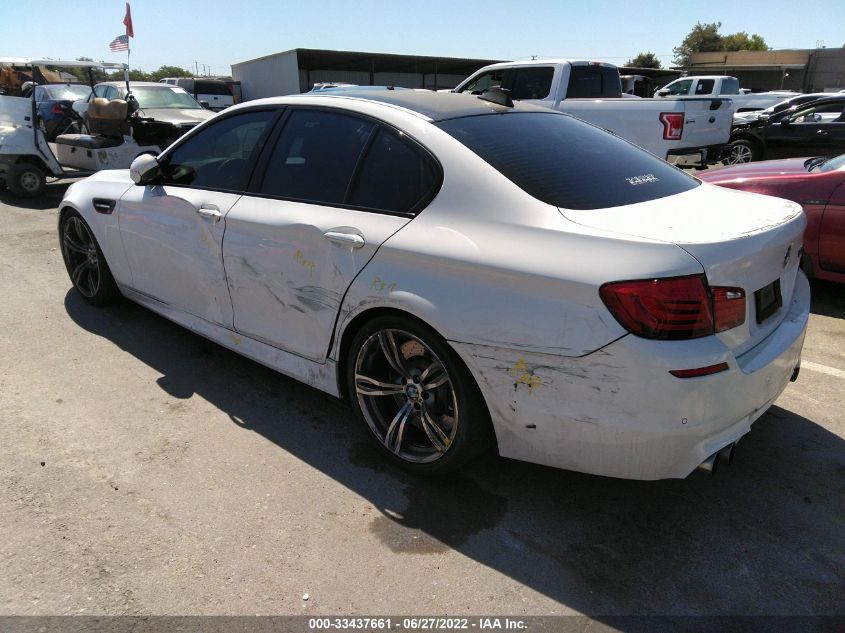 2013 BMW M5 WBSFV9C58DD095440