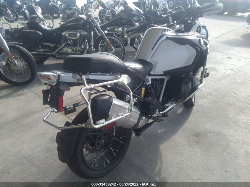 2022 BMW R 1250 GS ADVENTURE WB10M1300N6F06700