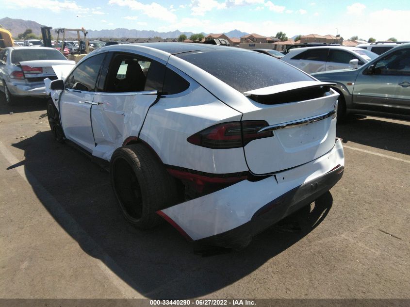 2018 TESLA MODEL X 75D/100D/P100D 5YJXCBE46JF143552