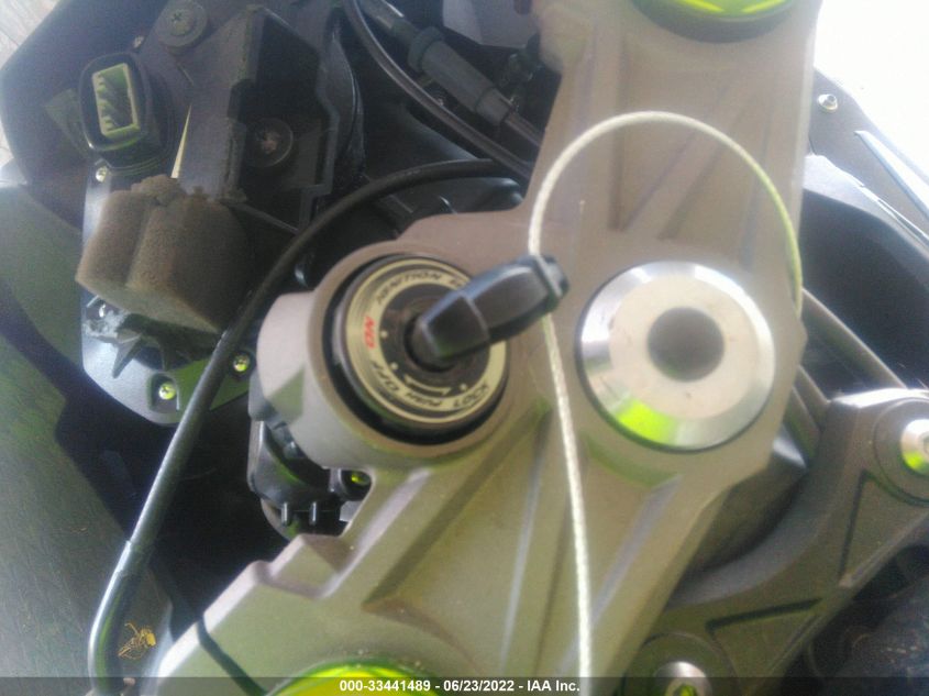 2015 KAWASAKI ZX636 E JKBZXJE14FA015653