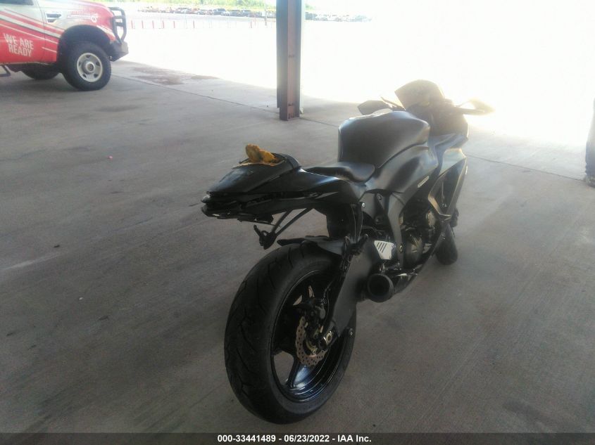 2015 KAWASAKI ZX636 E JKBZXJE14FA015653