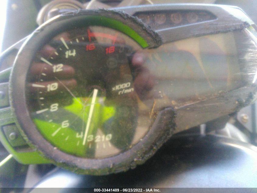 2015 KAWASAKI ZX636 E JKBZXJE14FA015653