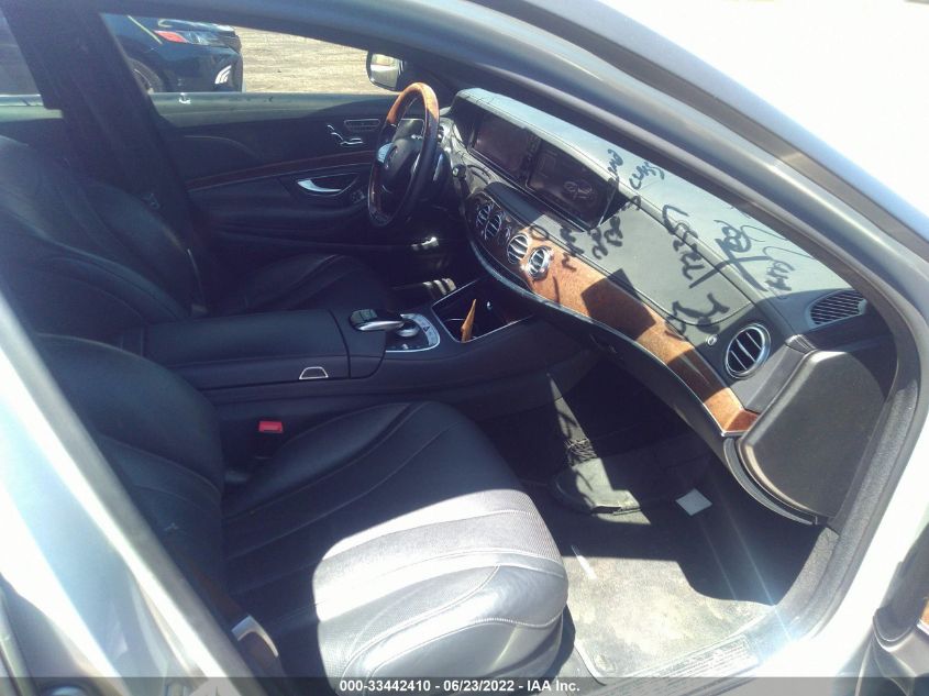 2016 MERCEDES-BENZ S-CLASS S 550 WDDUG8FB8GA204947