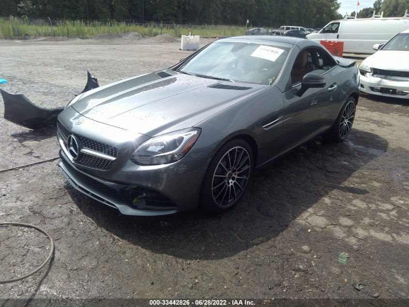 2019 MERCEDES-BENZ SLC SLC 300 WDDPK3JA1KF160220