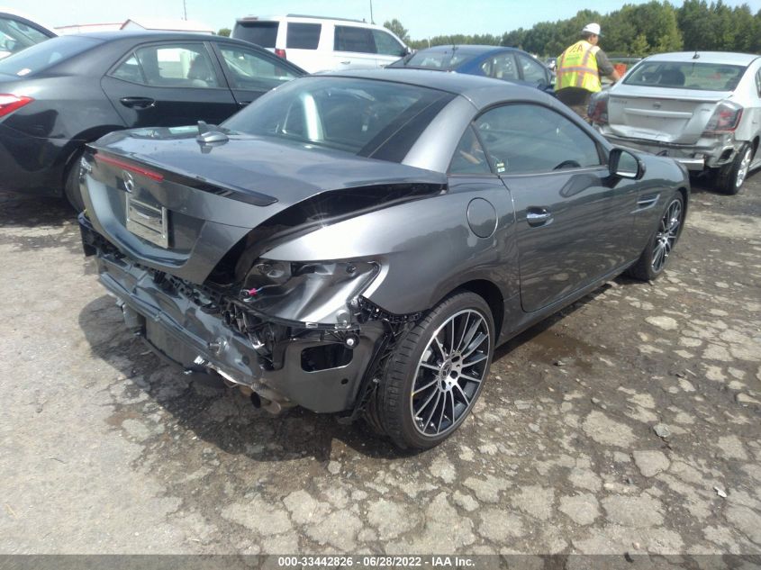 2019 MERCEDES-BENZ SLC SLC 300 WDDPK3JA1KF160220