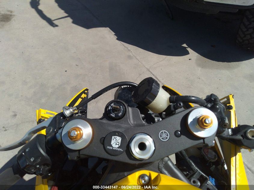 2016 YAMAHA YZFR6 JYARJ16E9GA036038
