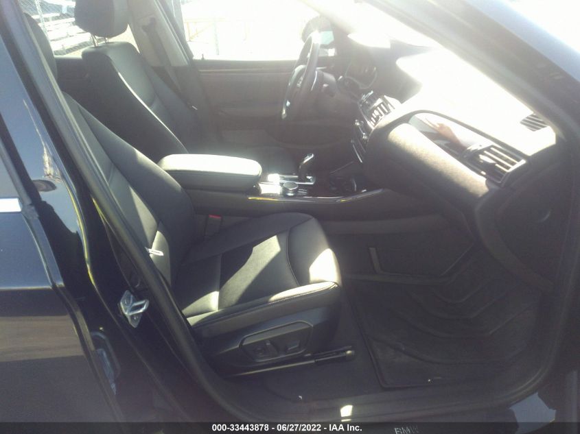 2017 BMW X4 XDRIVE28I 5UXXW3C59H0R23495